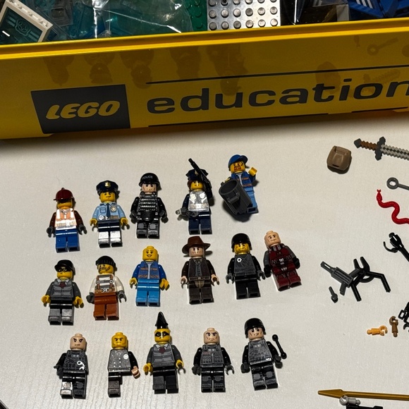 Lot of LEGO City Pieces Police, Fire & More Various Mini Figures w/Storage Boxes - Picture 15 of 16